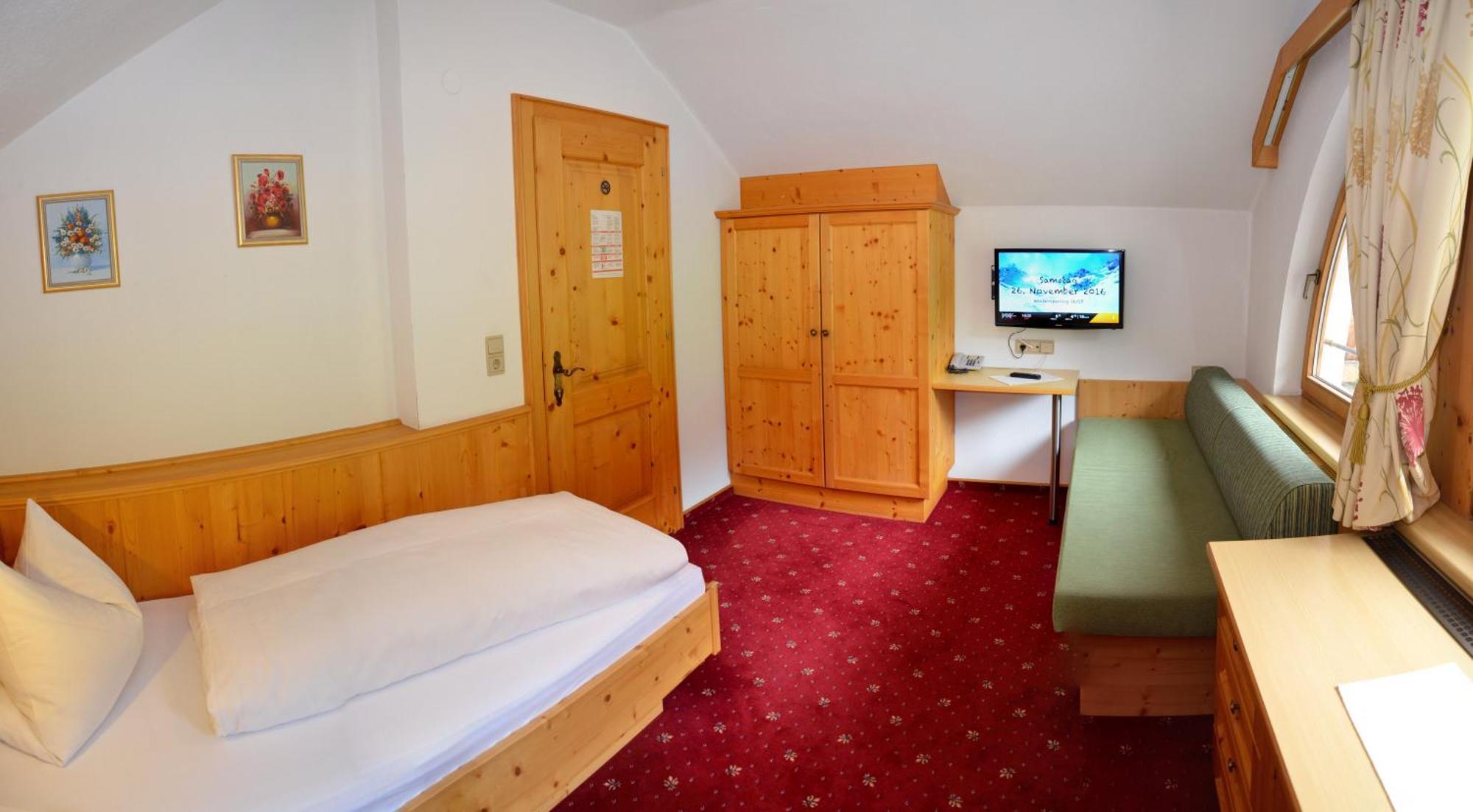 Hotel Garni Alpenblick Ischgl Exterior photo
